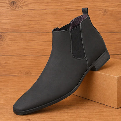 Classic Fit Chelsea Boots