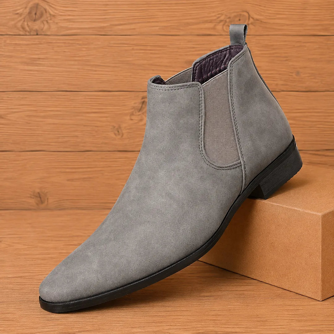 Classic Fit Chelsea Boots
